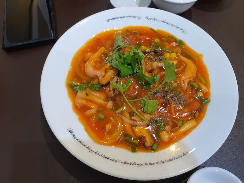 Top 10 vegetarian restaurants in District 1 with attractive hot dishes 8