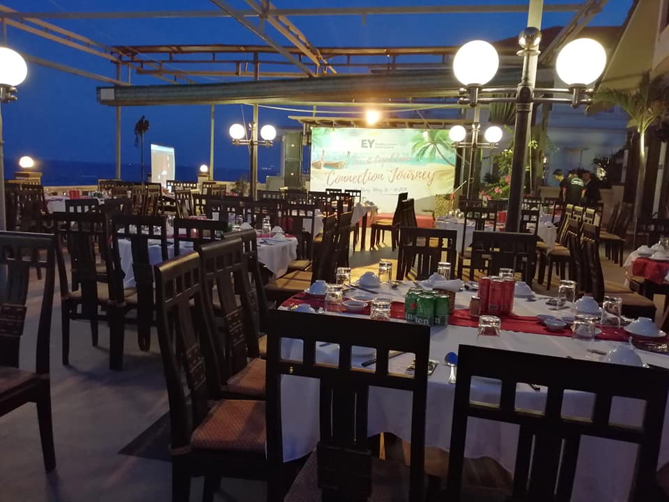 Blue Whale Restaurant Da Nang - Enjoy coastal flavors at a restaurant with a beautiful view in Da Nang 3