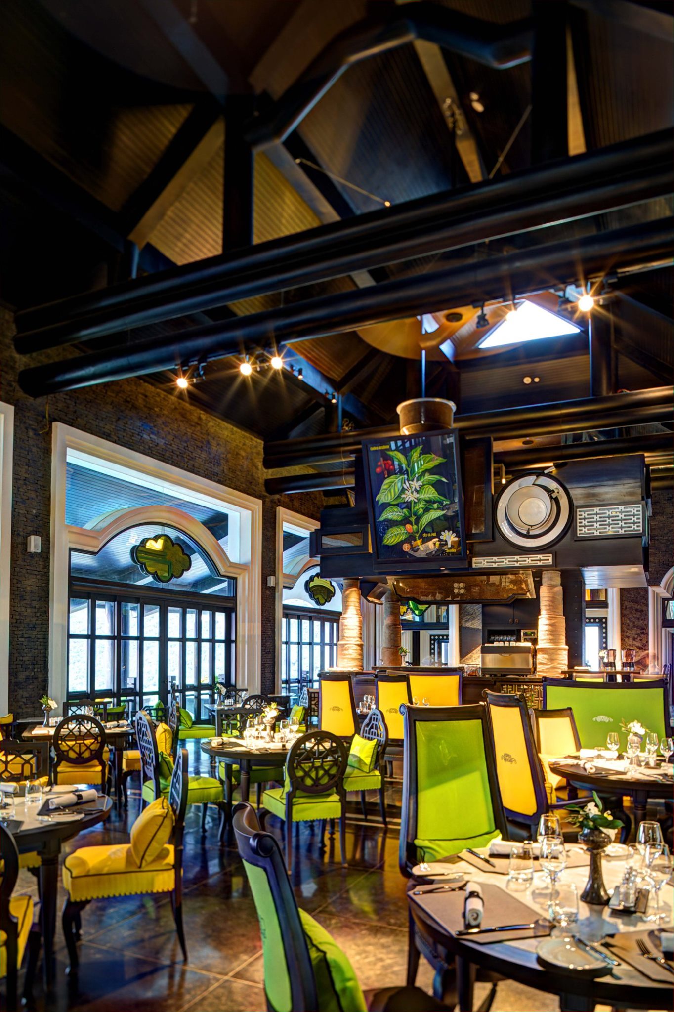 Citron Restaurant - Can't love this super luxurious high-rise restaurant with sea view in Da Nang 8