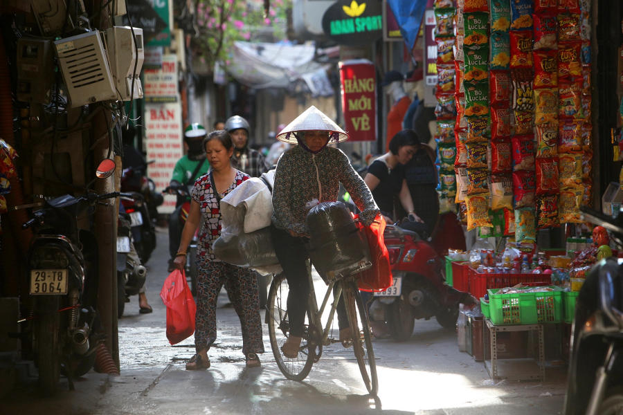 3 Hanoi culinary alleys with attractive dishes waiting for you to explore 3
