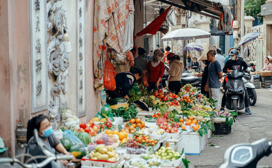 3 Hanoi culinary alleys with attractive dishes waiting for you to explore 4