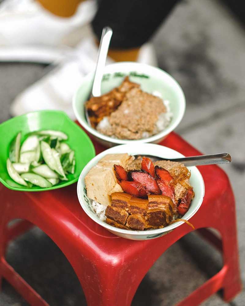 4 Hanoi sticky rice shops with rich culinary flavors of the capital 2