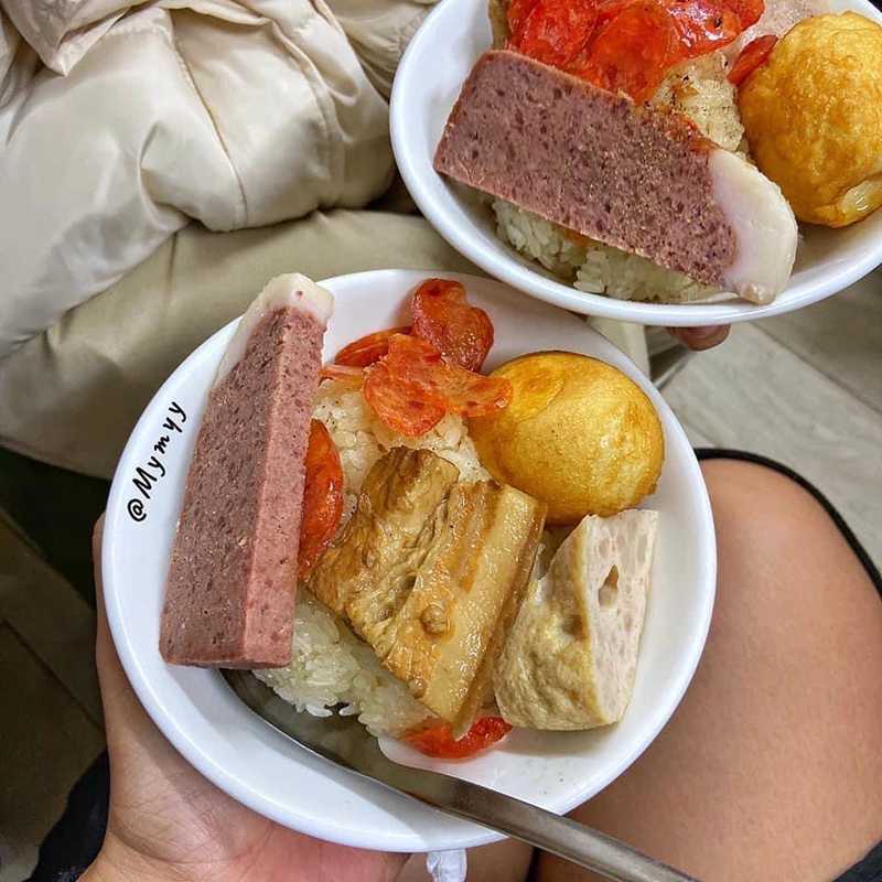 4 Hanoi sticky rice shops with rich culinary flavors of the capital 7