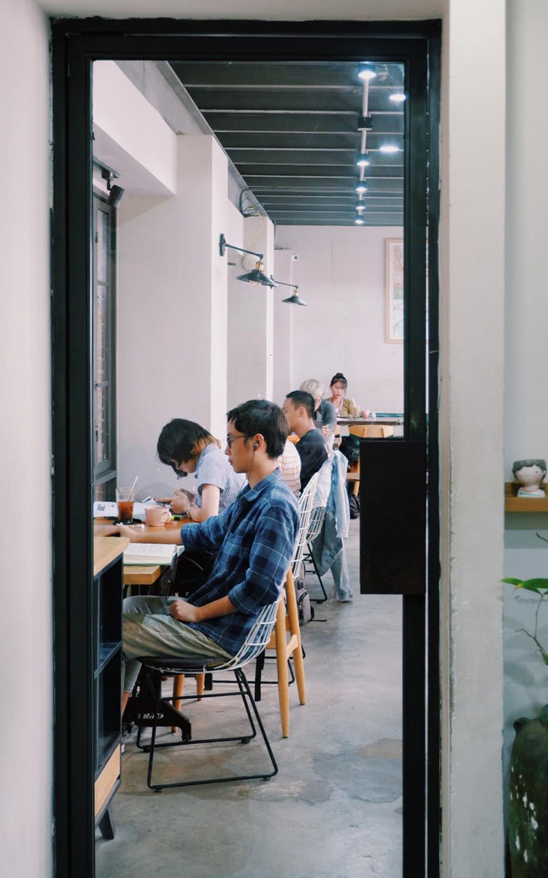 5 coffee shops in Hanoi for those days when you suddenly have a deadline 7