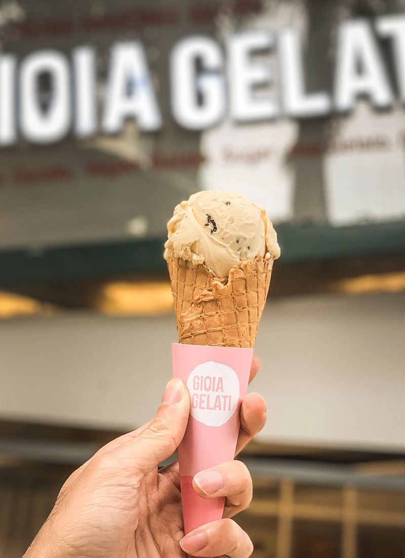 6 attractive Hanoi ice cream dishes for hot summer days in the capital 2