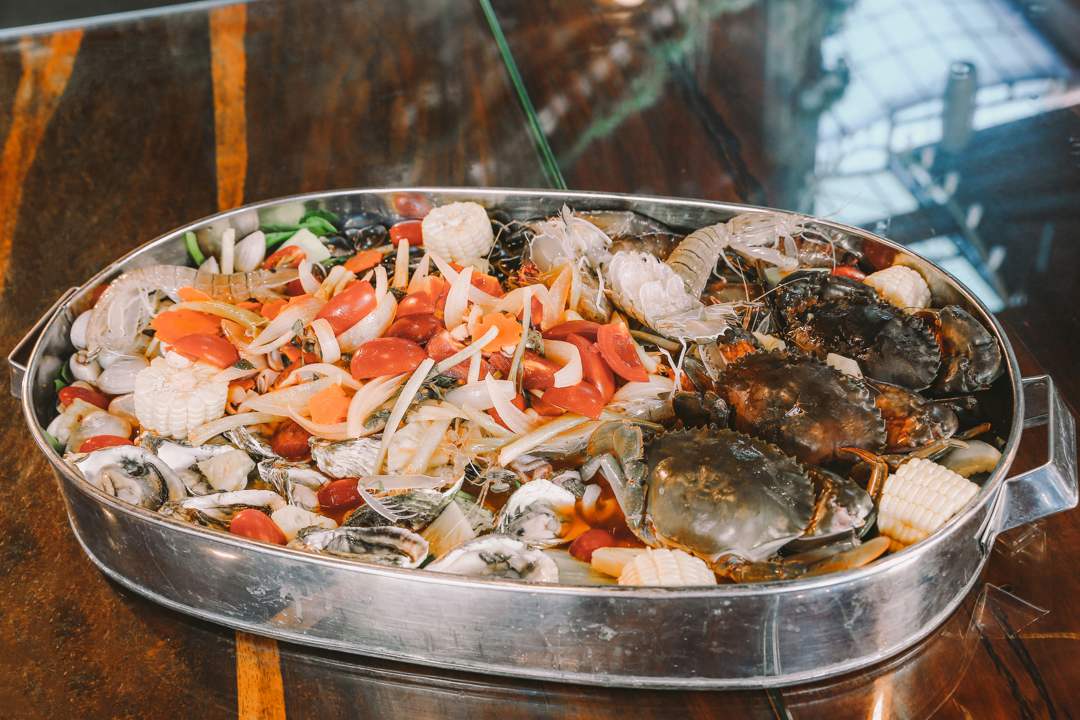 7 affordable but quality Da Nang seafood hotpot restaurants 5