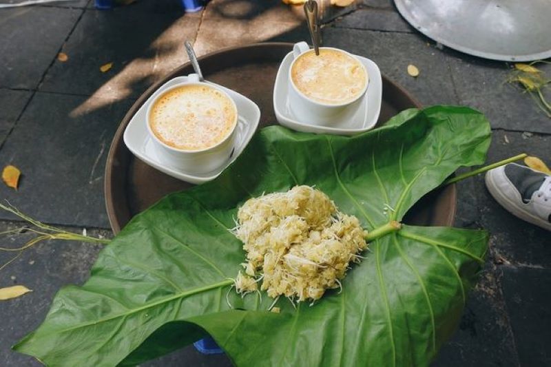 Hanoi sticky rice with green rice, a simple gift imbued with the soul of the capital's autumn 4