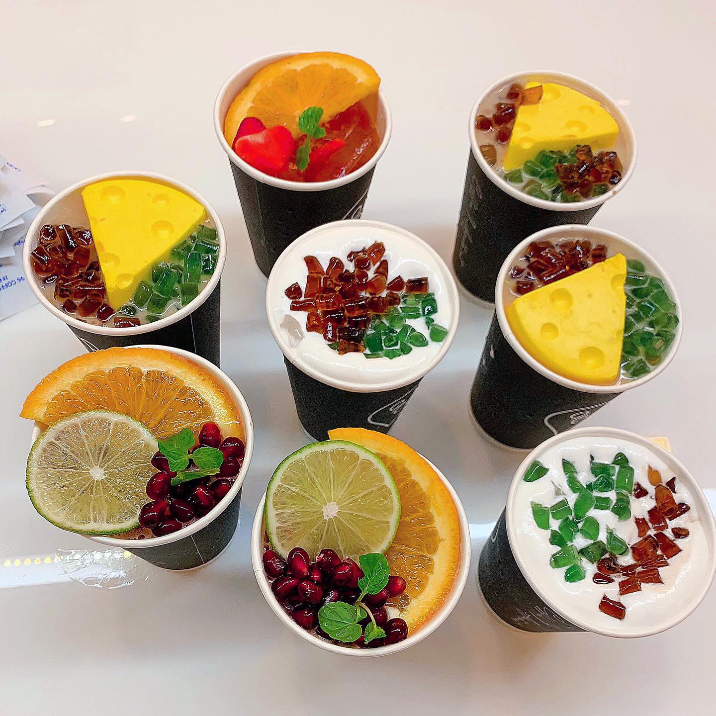 96 Coffee & Apartment – ​​Coffee shop with a unique space that captures the hearts of young people 9