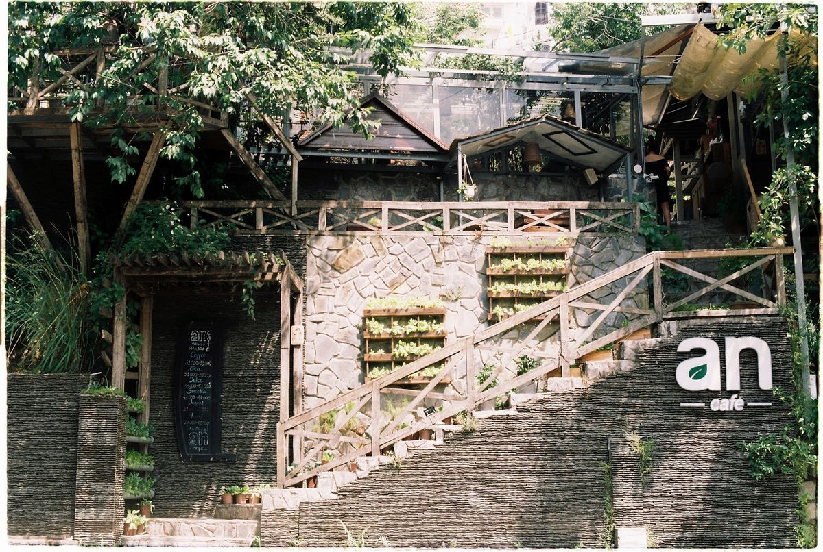 An Coffee – A place of deep green peace for fragile souls 17