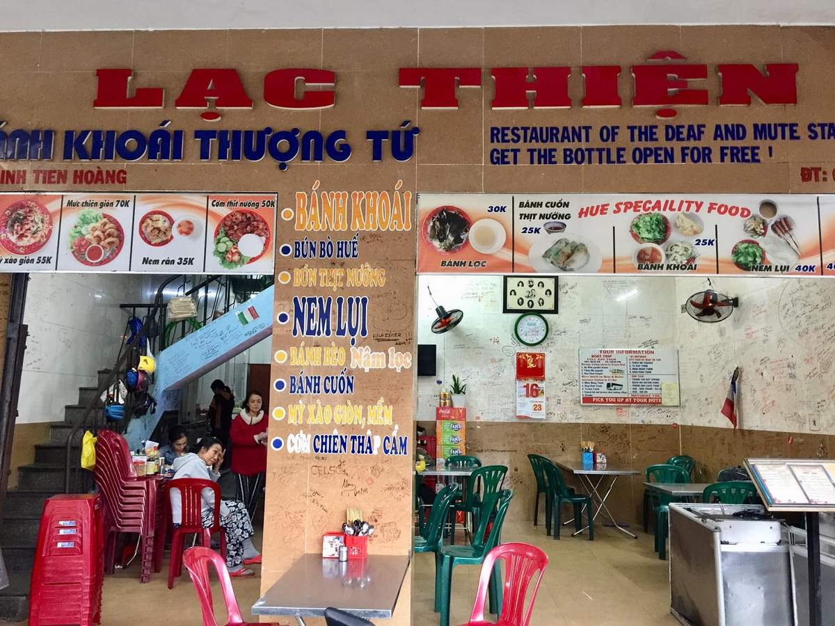 Lac Thien pleasure cake - Special delicious taste famous throughout Hue 2
