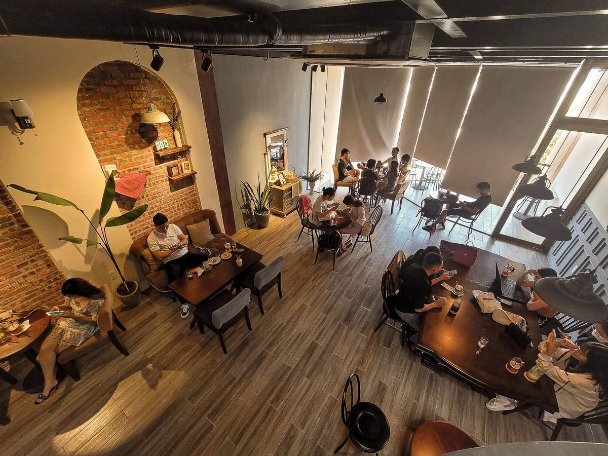 Café de Ante – Romantic vintage cafe in Da Nang 2