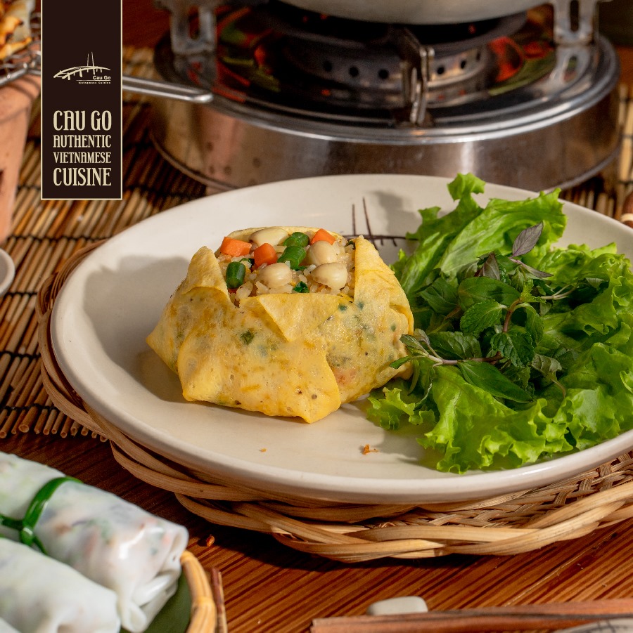 Cau Go Vietnamese Cuisine – Gorgeous with a panoramic dining space overlooking Hoan Kiem Lake 27