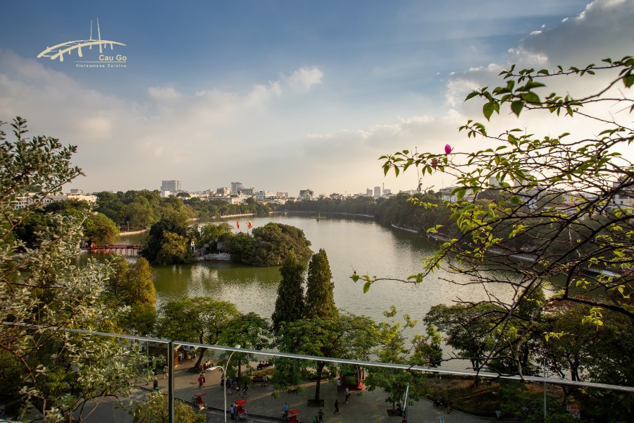Cau Go Vietnamese Cuisine – Beautiful with a panoramic dining space overlooking Hoan Kiem Lake 37