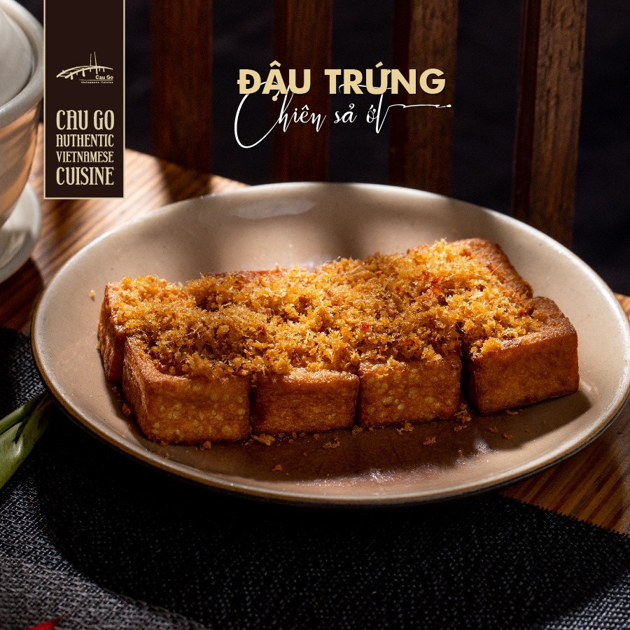 Cau Go Vietnamese Cuisine – Beautiful with a panoramic dining space overlooking Hoan Kiem Lake 40