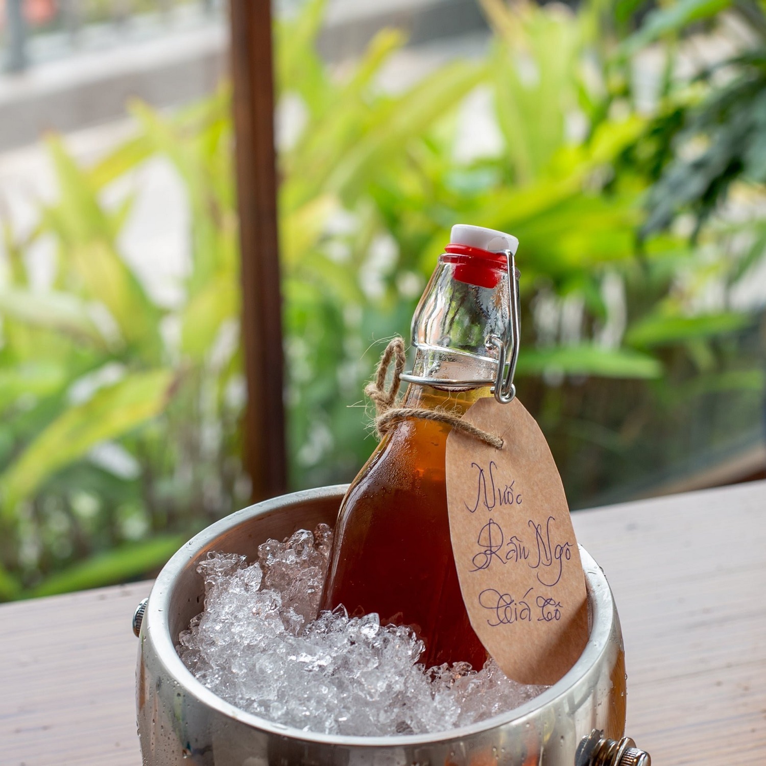 Cau Go Vietnamese Cuisine – Gorgeous with a panoramic dining space overlooking Hoan Kiem Lake 45