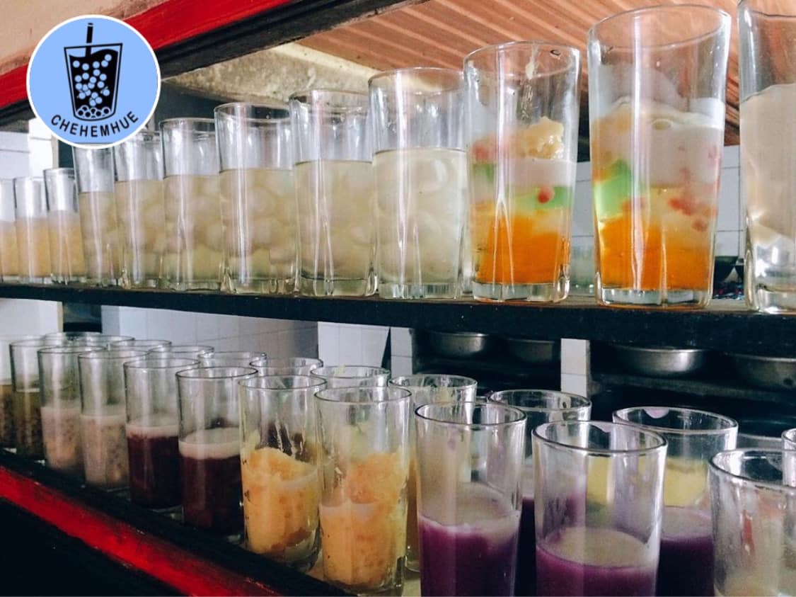 Hung Vuong Alley Tea - Heart-stopping sweetness from ordinary cups of tea in Hue 8