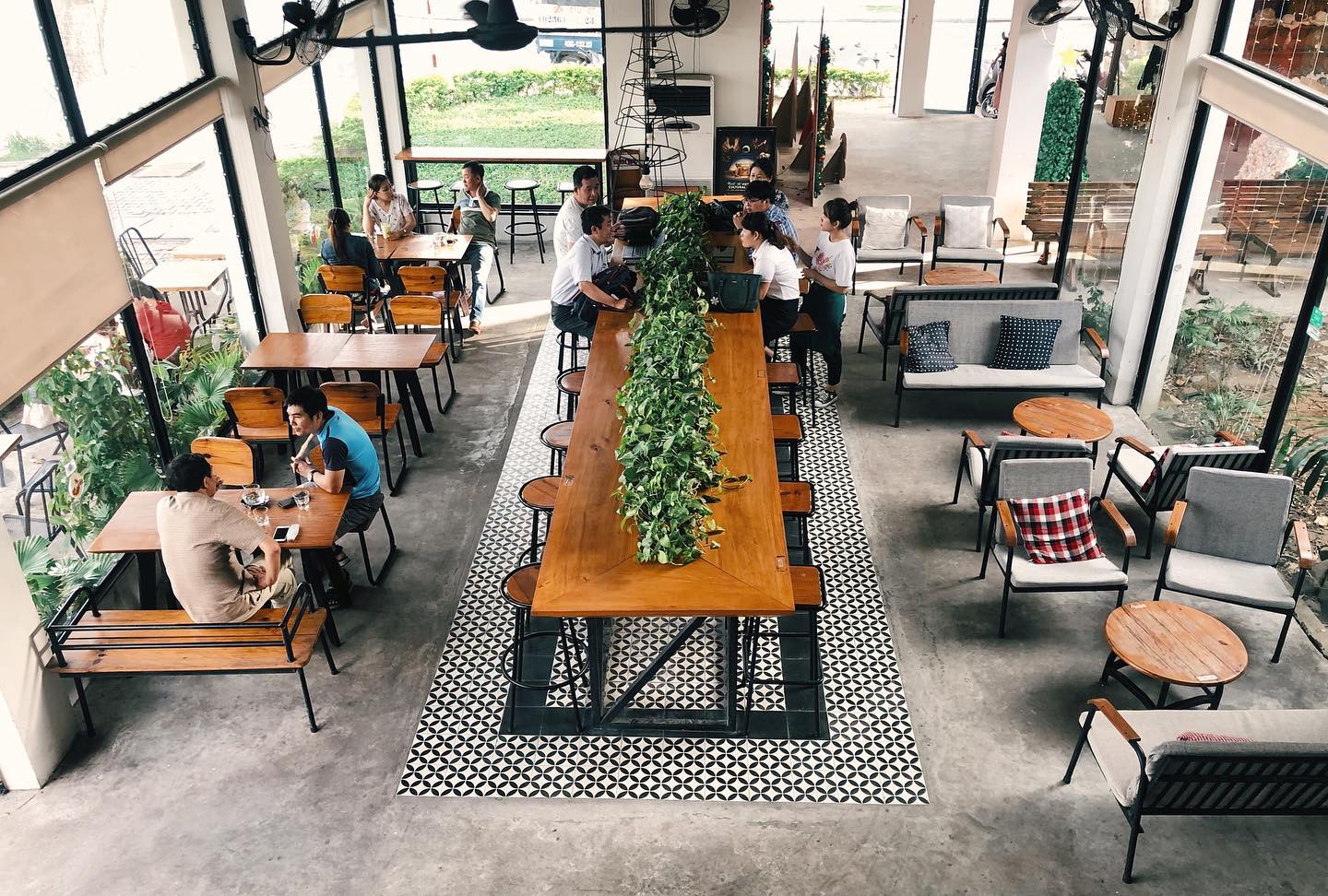 Danang Souvenirs and Coffee - Coffee not to be missed when visiting Da Nang 9