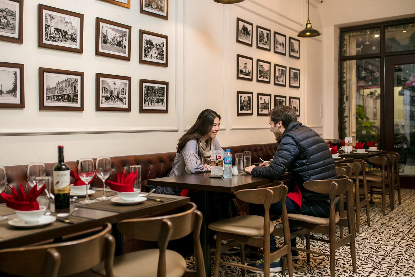 Era Quan - Vietnamese cuisine restaurant with luxurious European architecture 7