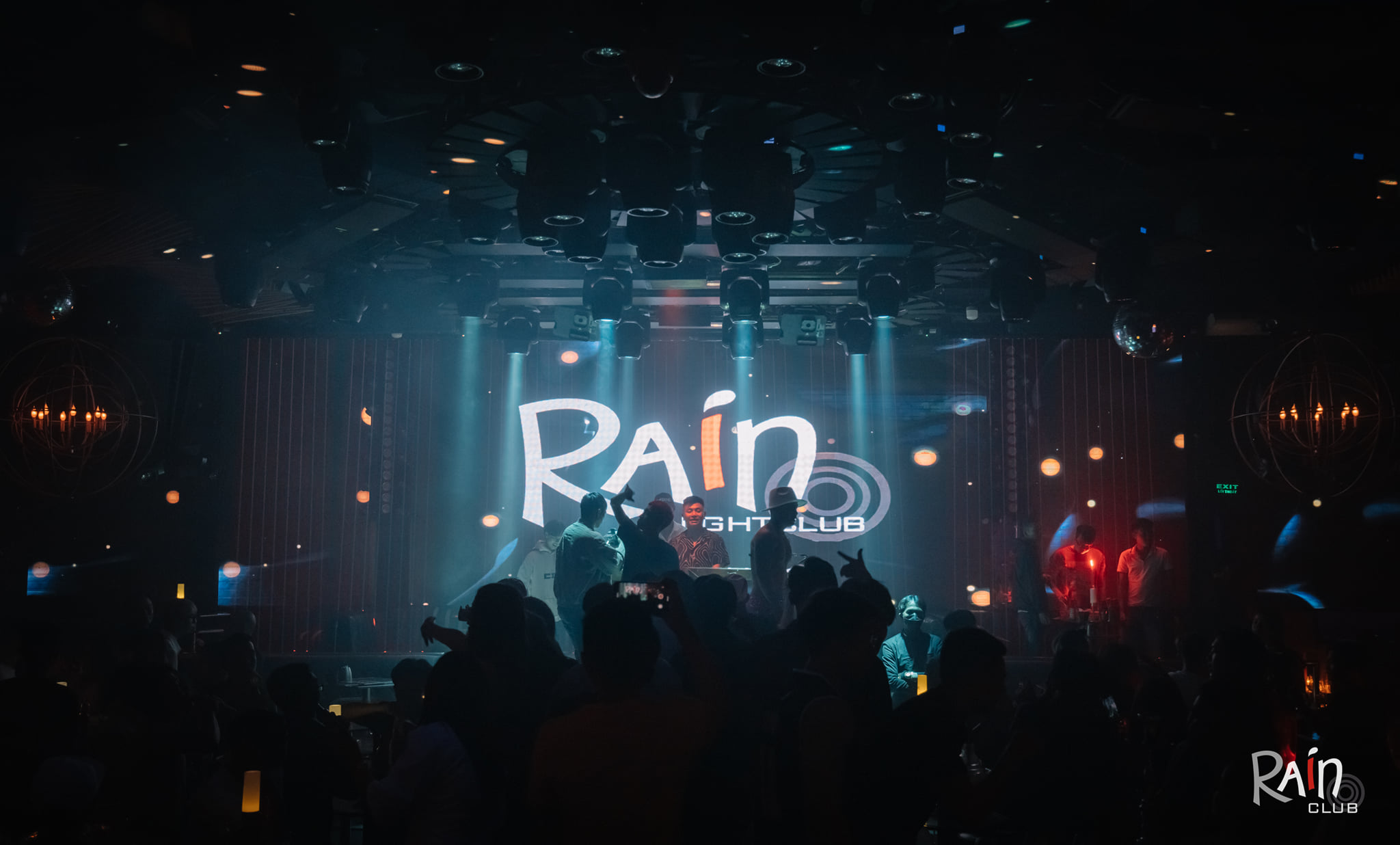 Visit 7 extremely chill bars in Da Lat to experience 13
