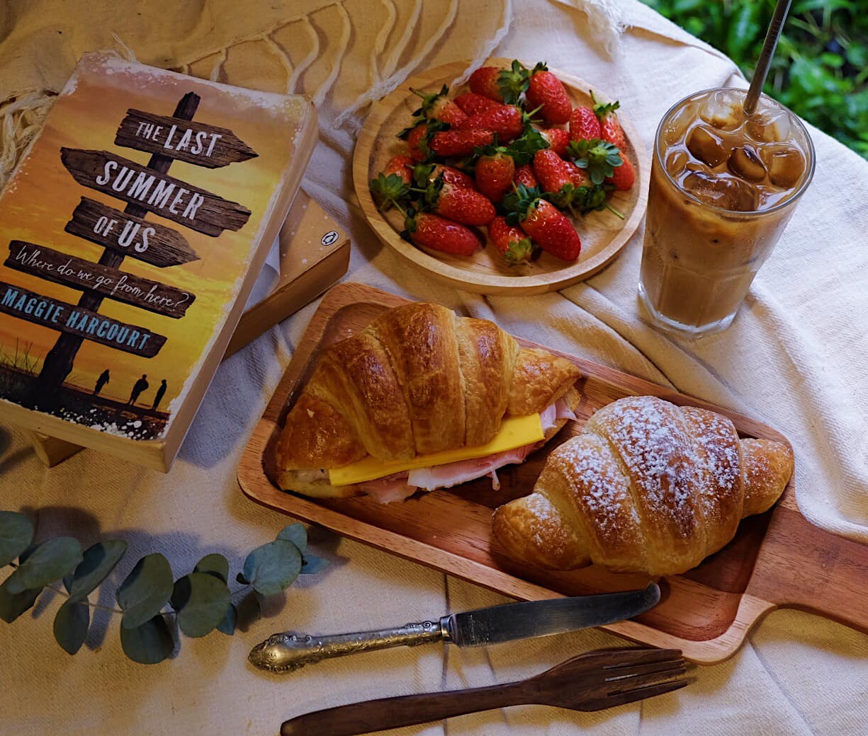 Visit the unique Trinh music cafe called S Coffee Roastery 6
