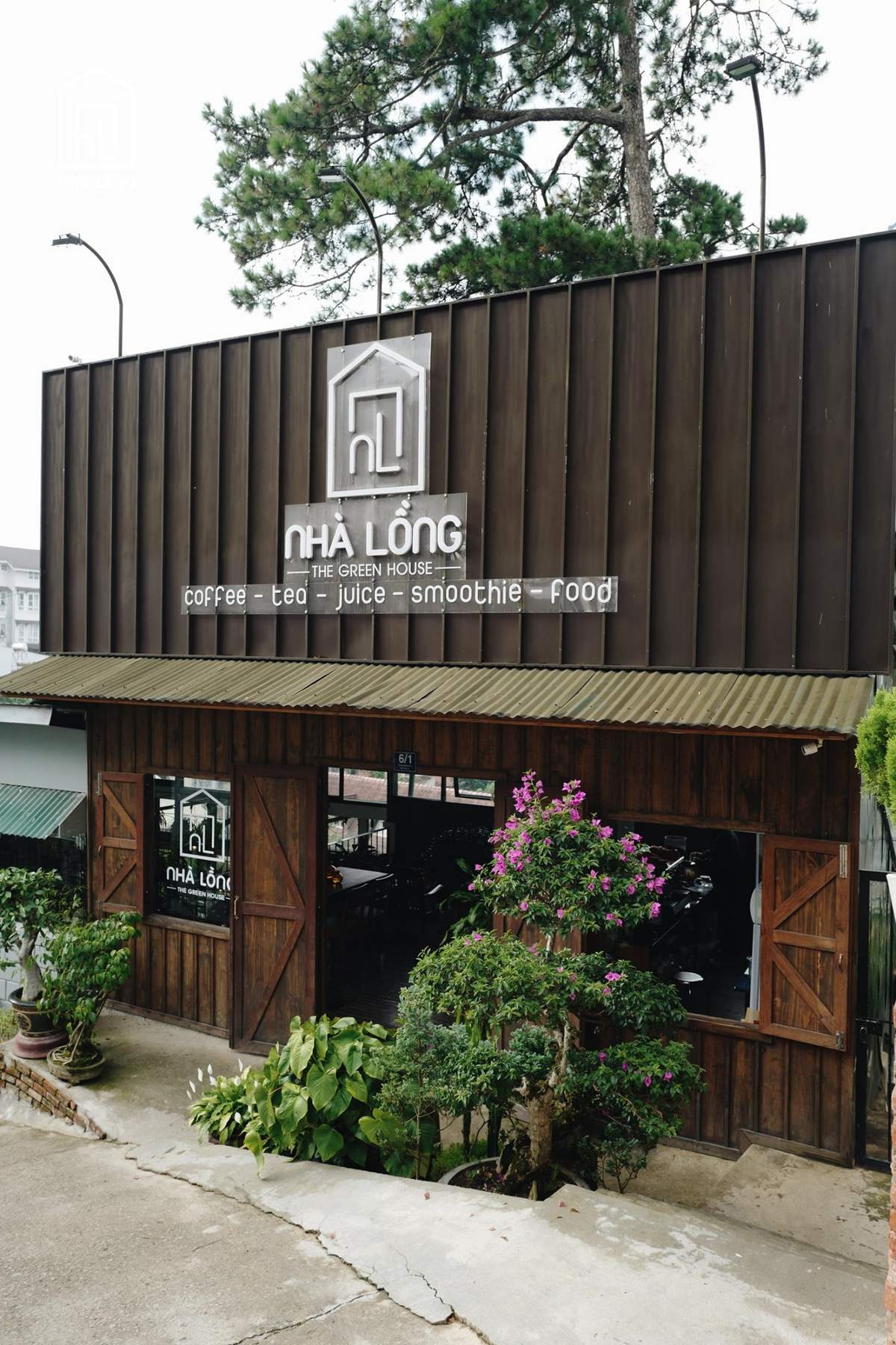 Nha Long Coffee - Sparkling cafe with beautiful valley view 3