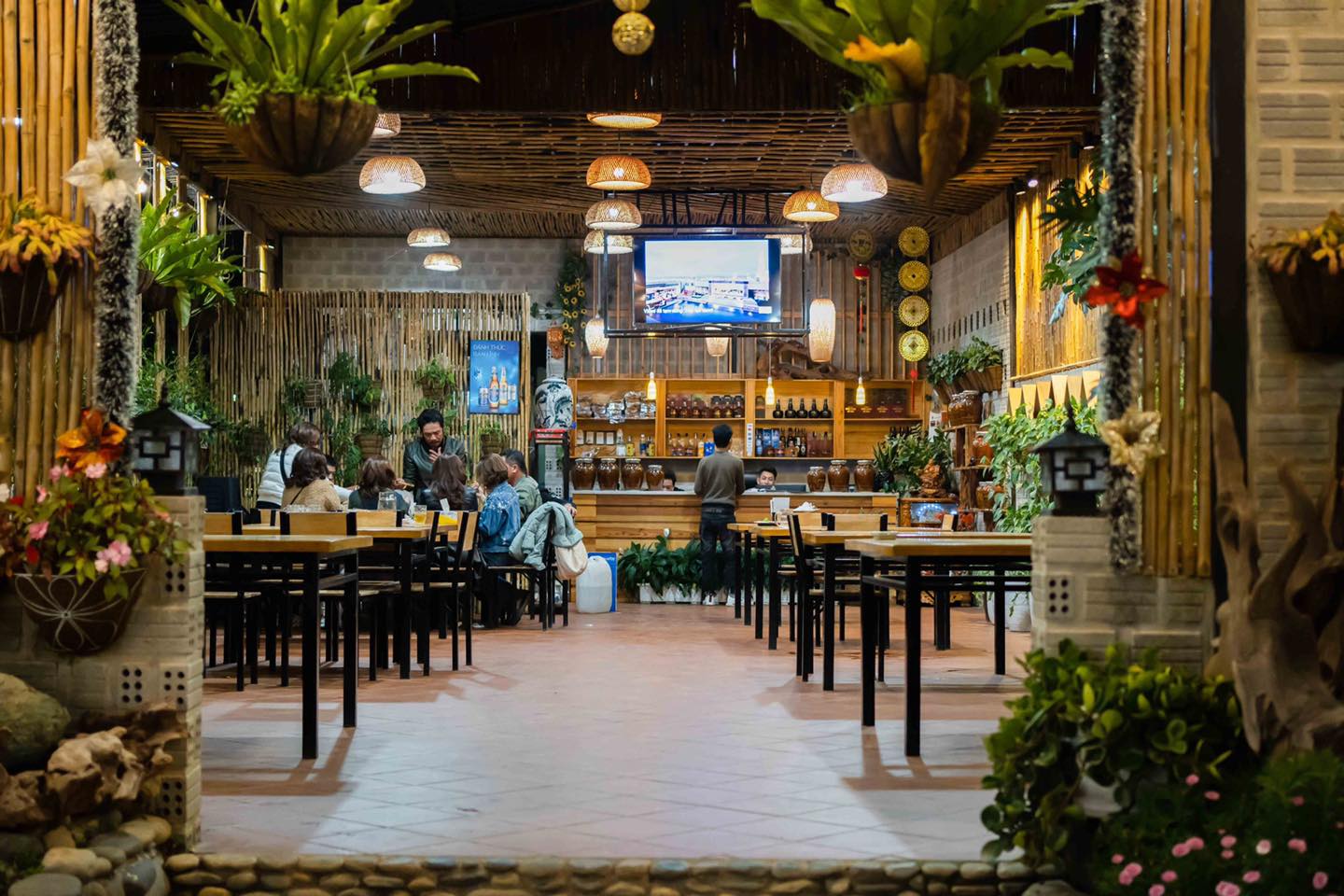An Son Ho Restaurant - Small ancient town in the middle of Da Lat city 5