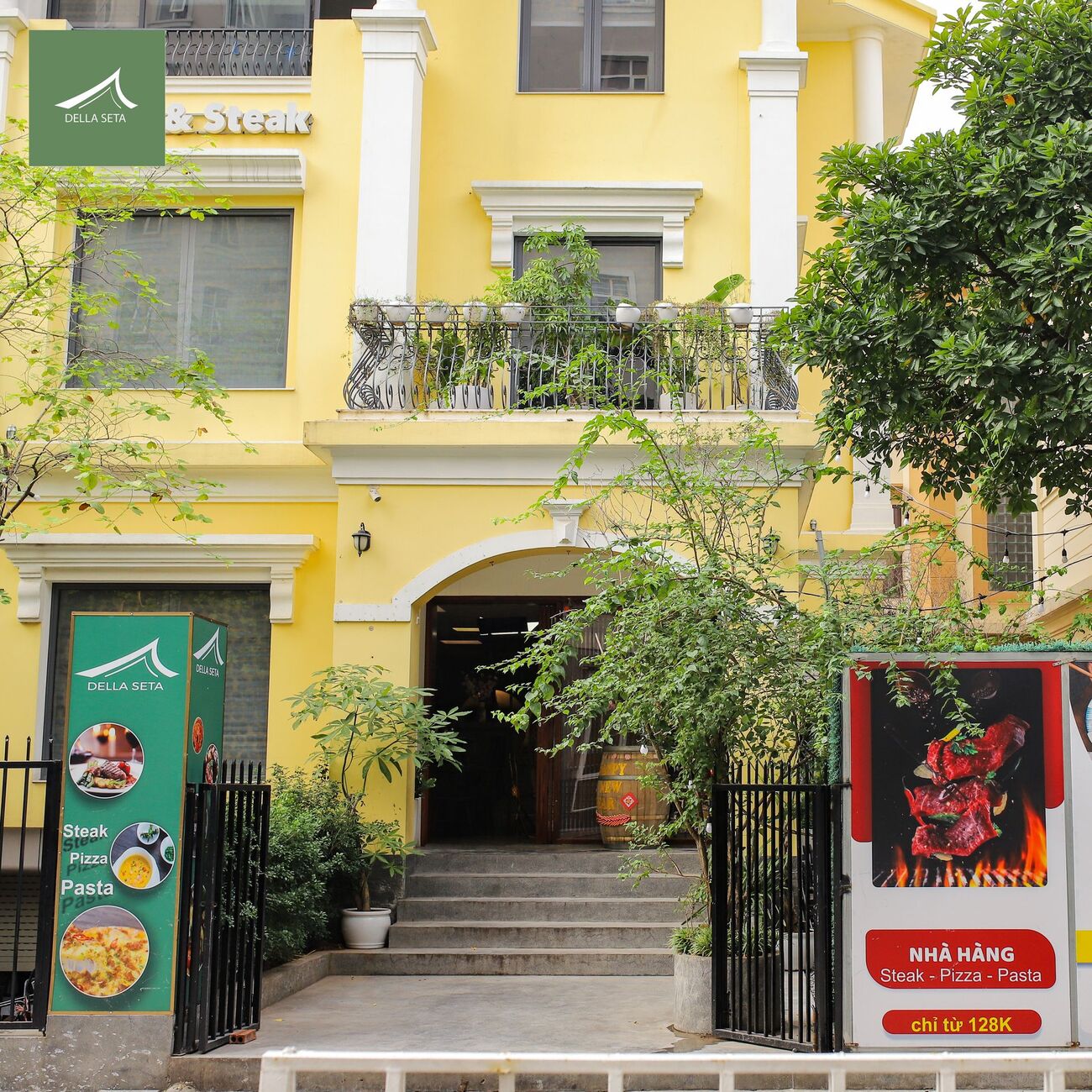 Della Seta Restaurant - Italian restaurant right in the heart of Hanoi 2