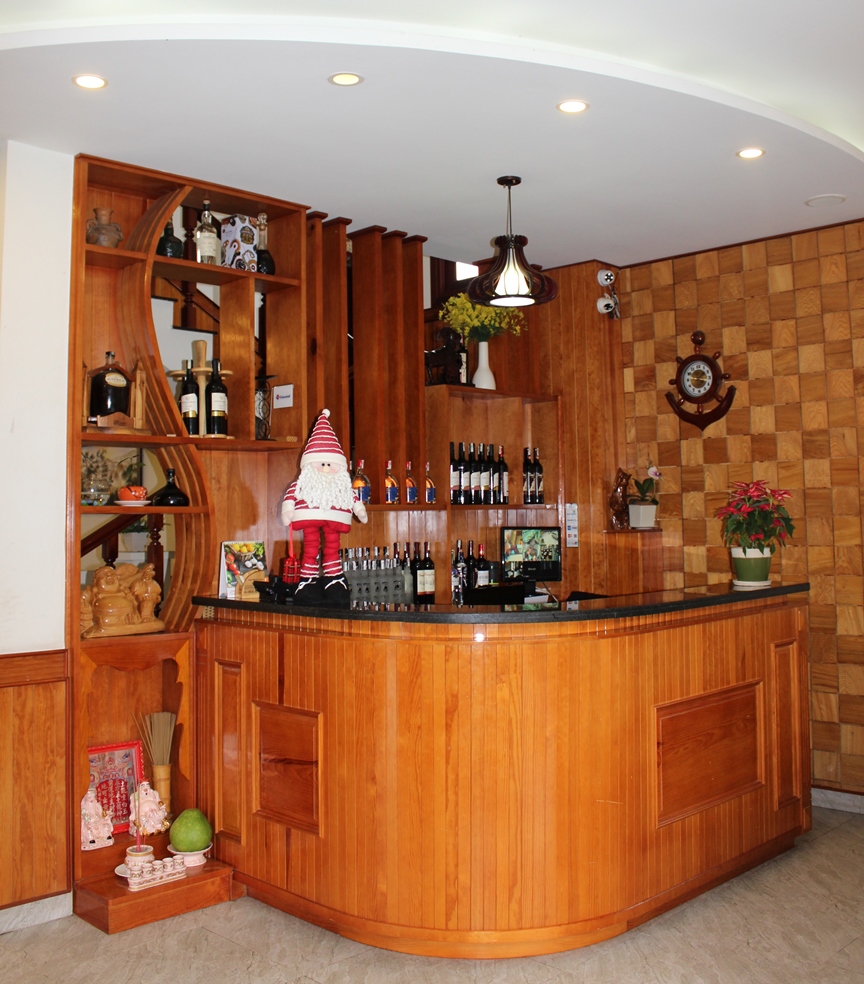 Nha Toi Restaurant - Immerse yourself in family-style cuisine 9