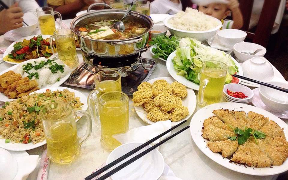 Nha Toi Restaurant - Immerse yourself in family-style cuisine 5