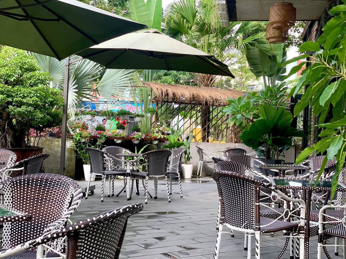 Nice Home Coffee - Café attracts young people with impressive space design 14