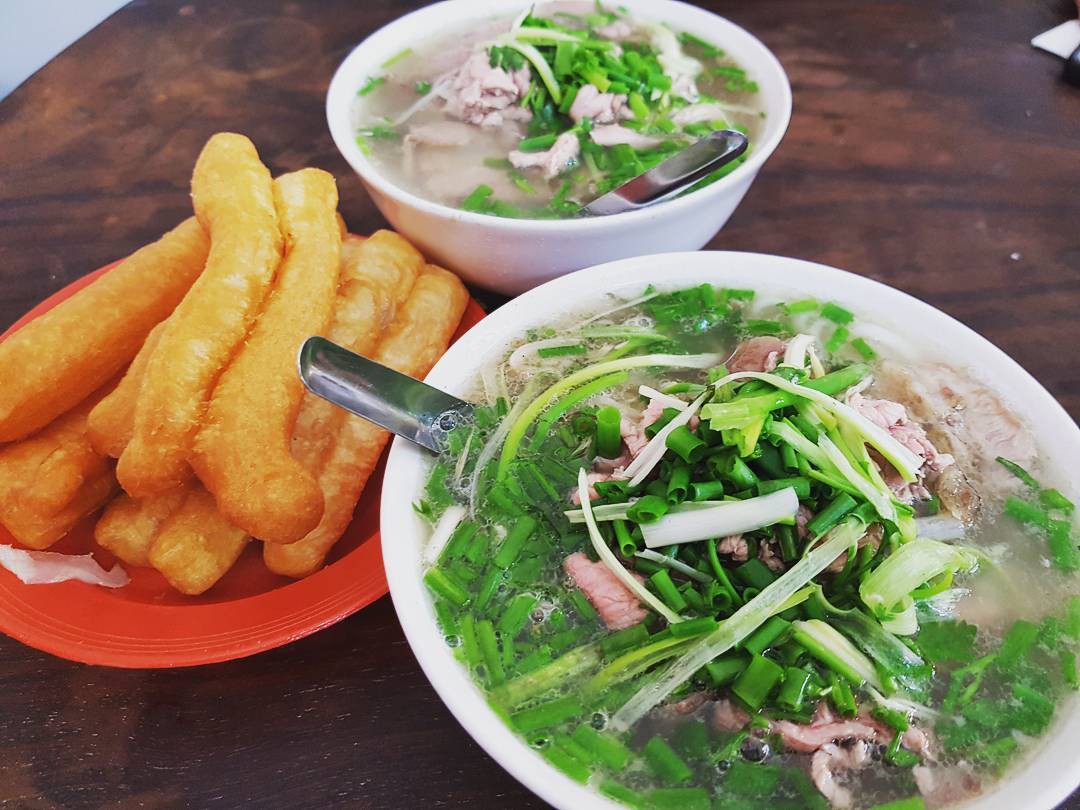 Pho Bat Dan - 100 year old heirloom pho in Hanoi 7