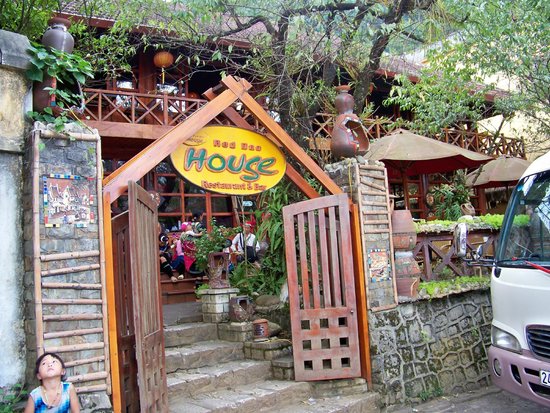Red Dzao House Restaurant - Enjoy delicious dishes in the mountains of Sapa town 2