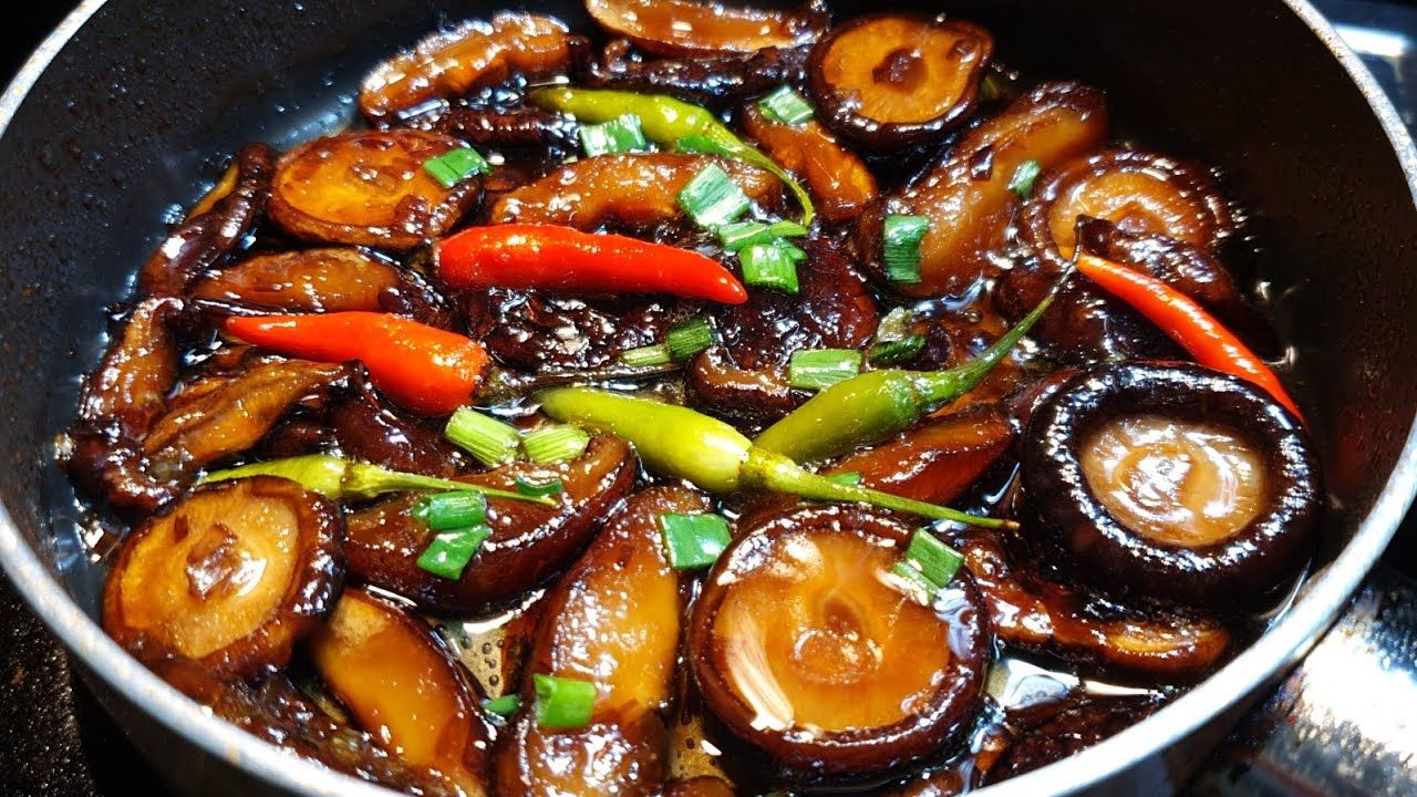 Red Dzao House Restaurant - Enjoy delicious dishes in the mountains of Sapa town 12