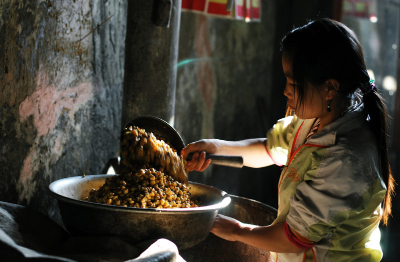 Bac Ha corn wine - Culinary quintessence in Lao Cai white plateau 8