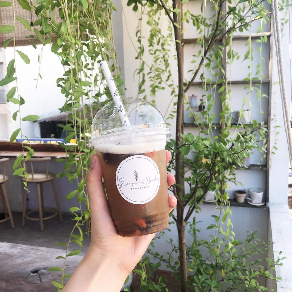 Sleeping Wood Café - A simple, sincere, lovely café in Da Nang 15