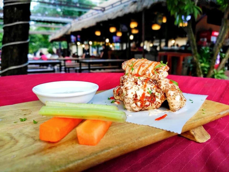 The Moose & Roo Smokehouse - Discover an American-style 'smokehouse' in Hanoi 37