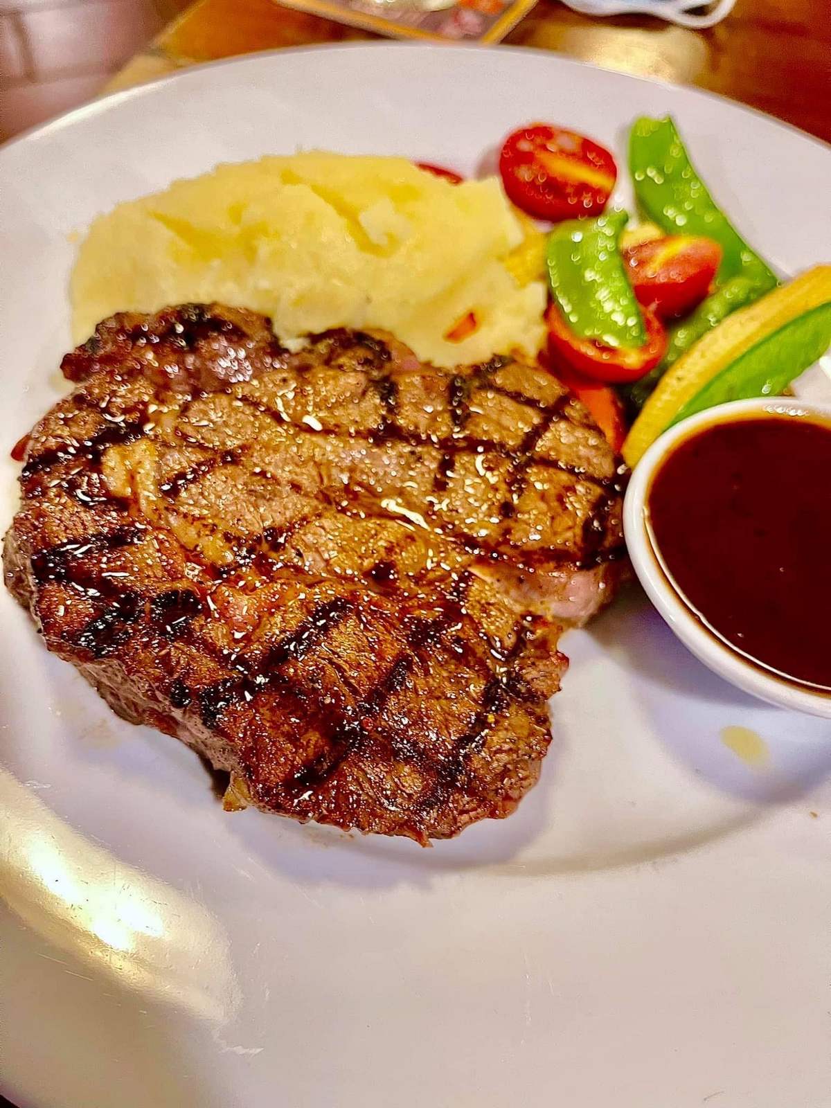 The Moose & Roo Smokehouse - Discover an American-style 'smokehouse' in Hanoi 40