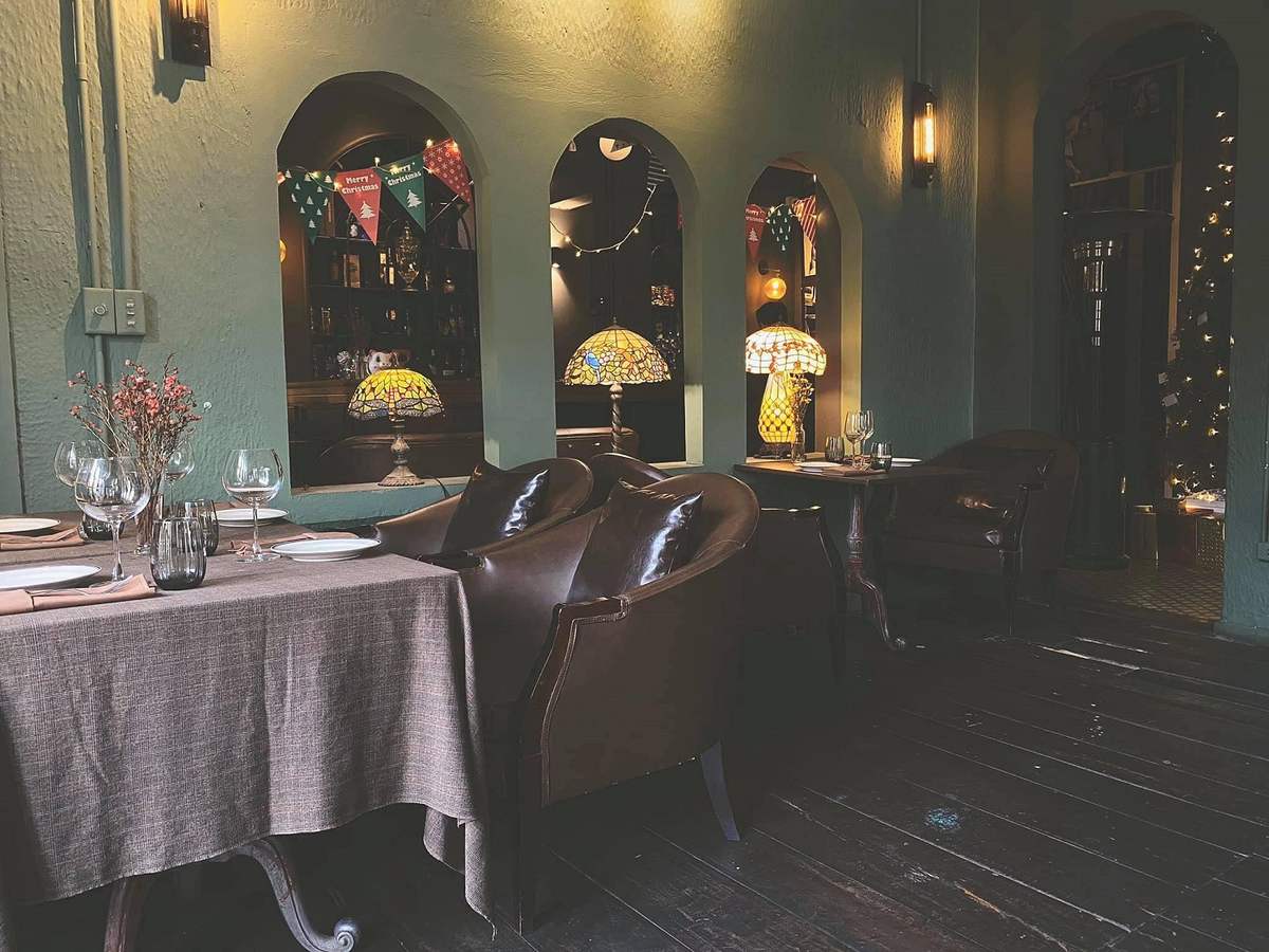 Enjoy authentic European dishes in the romantic space of Pincho Tapas Kitchen & Drinks 12