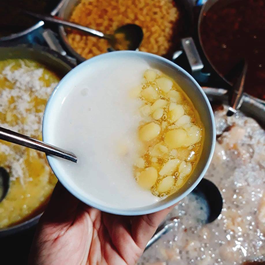 Enjoy attractive Hue sweet soup dishes at Mo Ton Dich 7 sweet soup