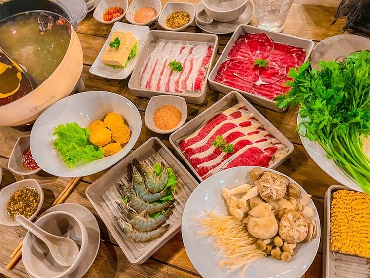 Bag Mo To Coffee Shop - There are many virtual living corners here 17