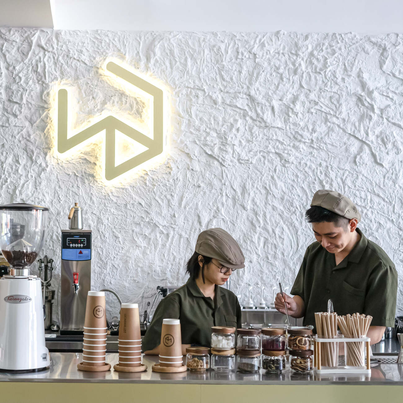Wonderlust Coffee and Bakery - The best virtual living coffee in Da Nang 3