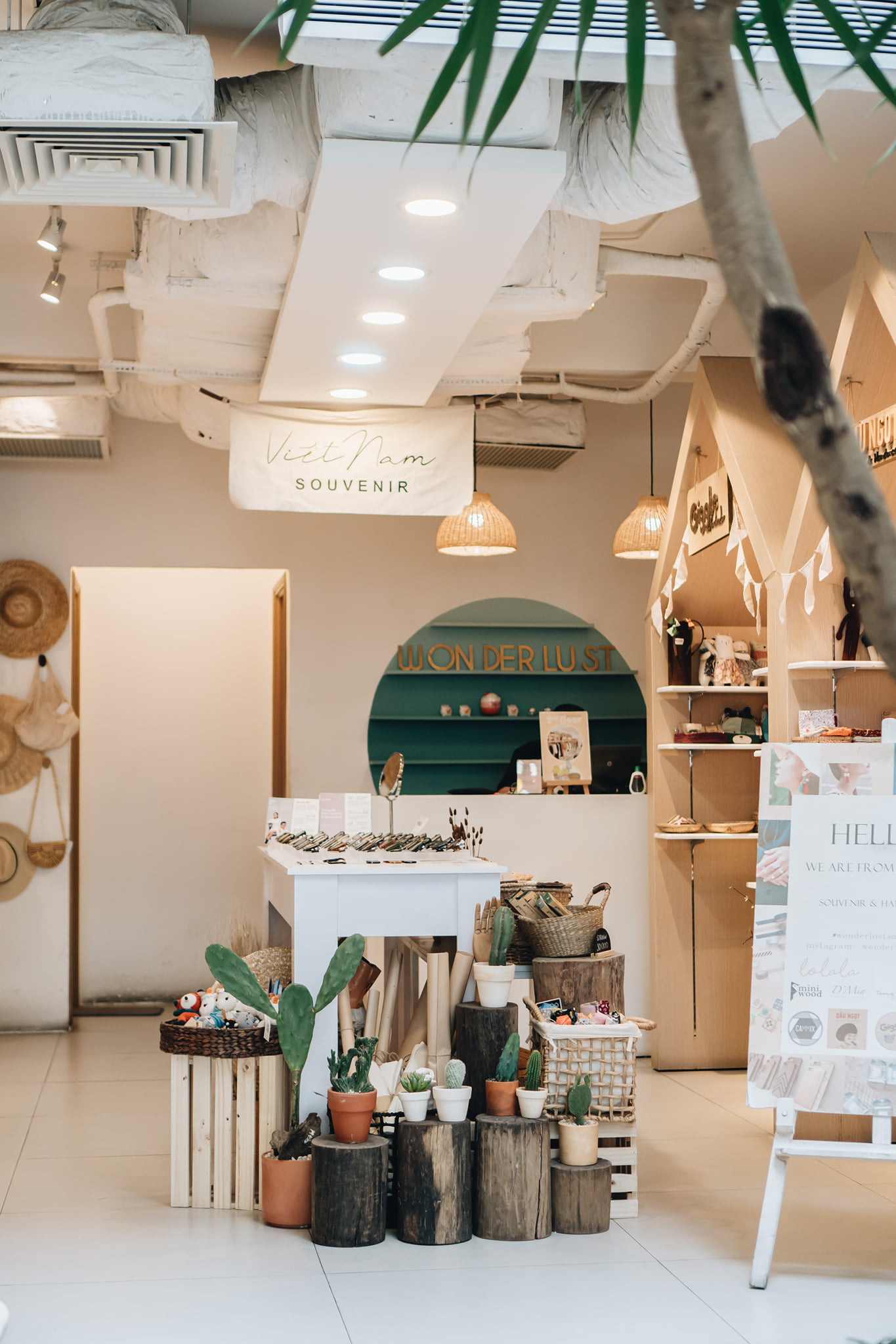 Wonderlust Coffee and Bakery - The best virtual coffee in Da Nang 15