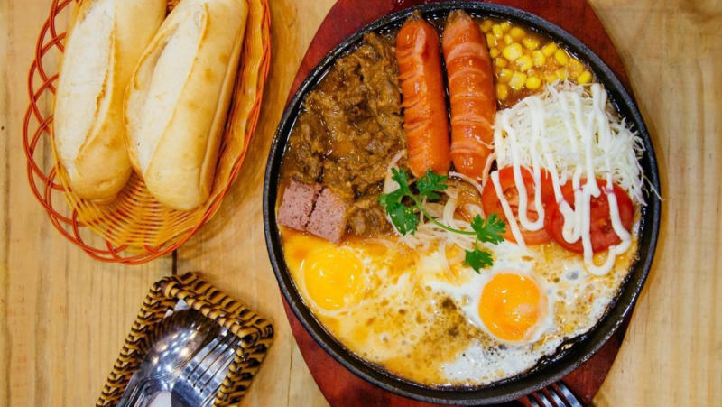 Explore Saigon cuisine with the top 10 most unique dishes 11