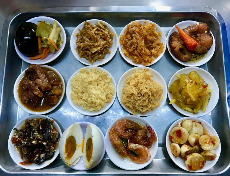 Top 10 most famous Saigon nightlife restaurants in Saigon 3
