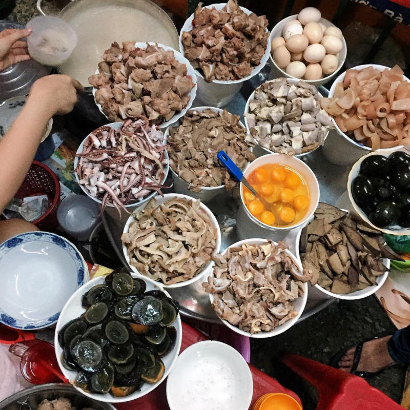Top 10 most famous Saigon nightlife restaurants in Saigon 6