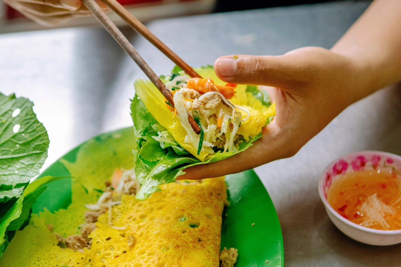 What to eat in Saigon to satisfy your street food cravings 7