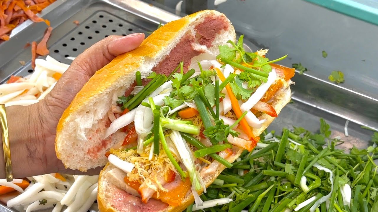 Break through the new day with the top 9 delicious Saigon breakfast dishes 2