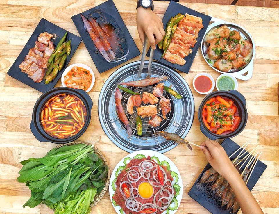 Eat at 8 delicious grilled restaurants in Da Nang 2
