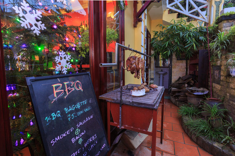 Anise Sapa Restaurant - A romantic, European-style restaurant right in the heart of Sapa 8
