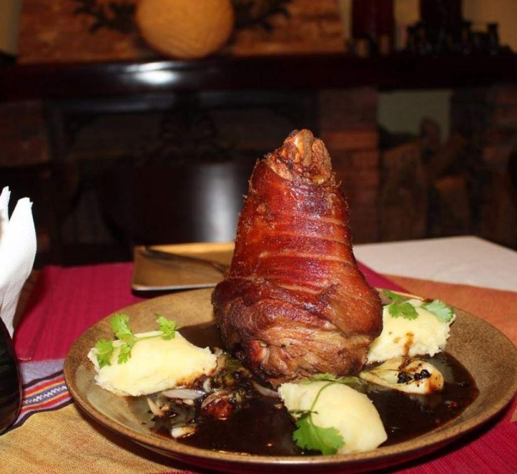 Anise Sapa Restaurant - A romantic, European-style restaurant right in the heart of Sapa 18
